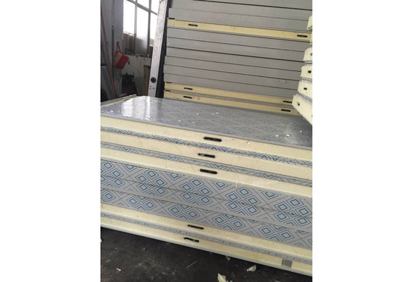 Color Steel Cold Room Insulation Panels 42 Kg / M³  PU Lock Panel For Workshop